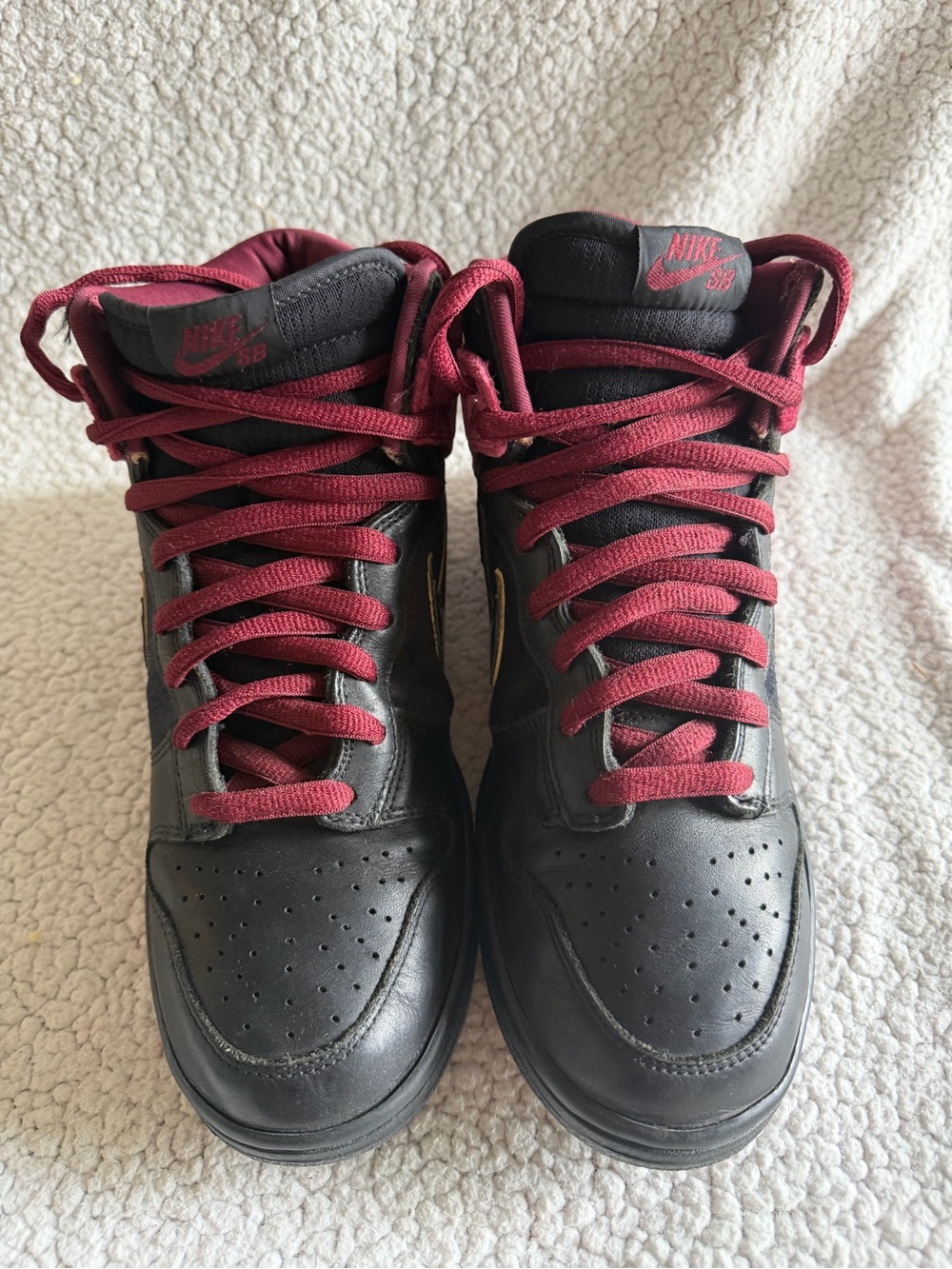 2007 Nike SB “Bloody Sunday”